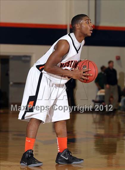 Thumbnail 3 in Lindhurst vs. Foothill (CIF SJS D3 Playoffs) photogallery.