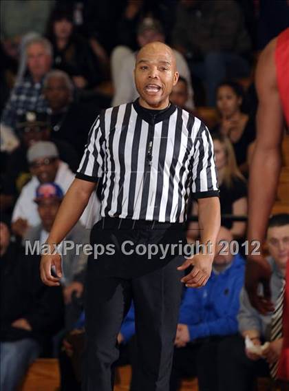 Thumbnail 2 in Lindhurst vs. Foothill (CIF SJS D3 Playoffs) photogallery.