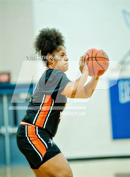 Thumbnail 3 in Foothill @ Valley photogallery.