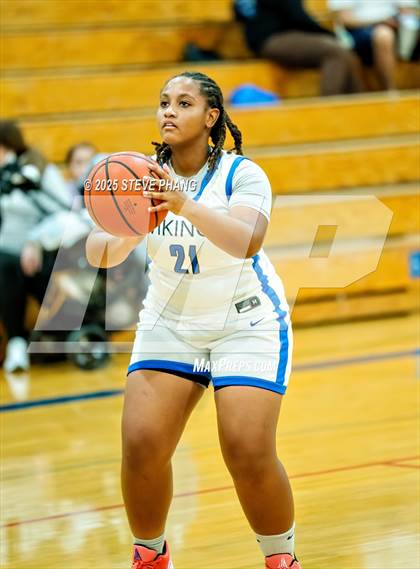 Thumbnail 1 in Foothill @ Valley photogallery.