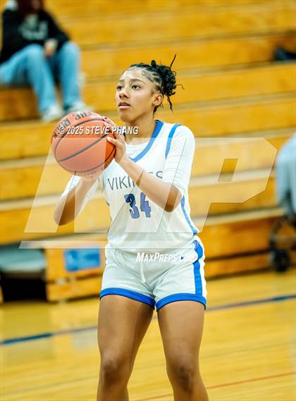 Thumbnail 2 in Foothill @ Valley photogallery.