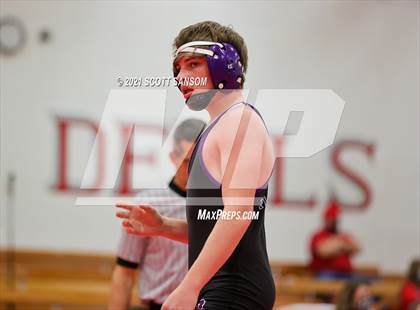 Thumbnail 1 in Buzz Matson Invitational Tournament photogallery.