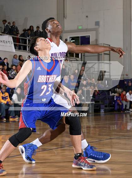 Thumbnail 3 in Christian Brothers vs. Folsom (St. Hope Elite Classic) photogallery.
