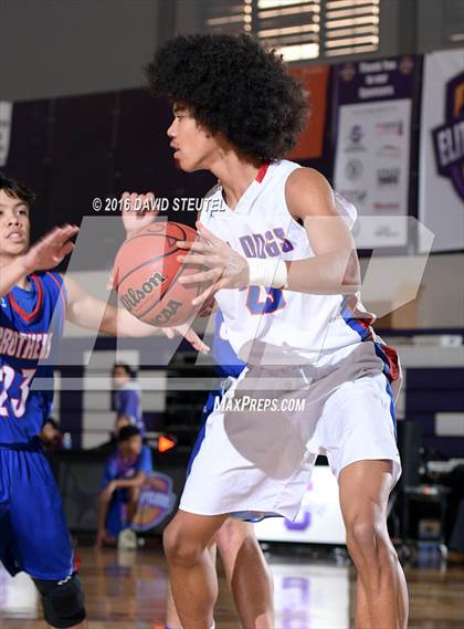 Thumbnail 2 in Christian Brothers vs. Folsom (St. Hope Elite Classic) photogallery.