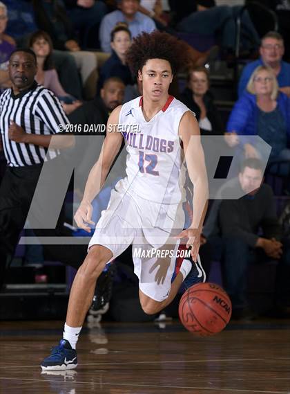 Thumbnail 2 in Christian Brothers vs. Folsom (St. Hope Elite Classic) photogallery.
