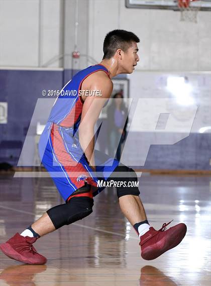 Thumbnail 2 in Christian Brothers vs. Folsom (St. Hope Elite Classic) photogallery.