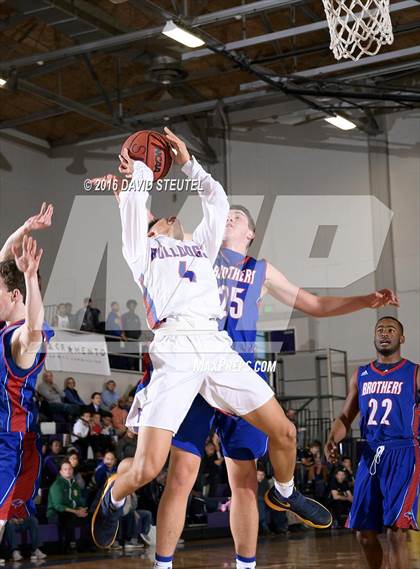 Thumbnail 1 in Christian Brothers vs. Folsom (St. Hope Elite Classic) photogallery.