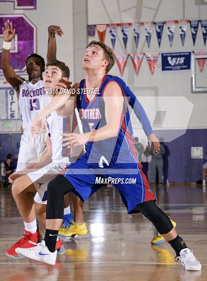 Thumbnail 2 in Christian Brothers vs. Folsom (St. Hope Elite Classic) photogallery.