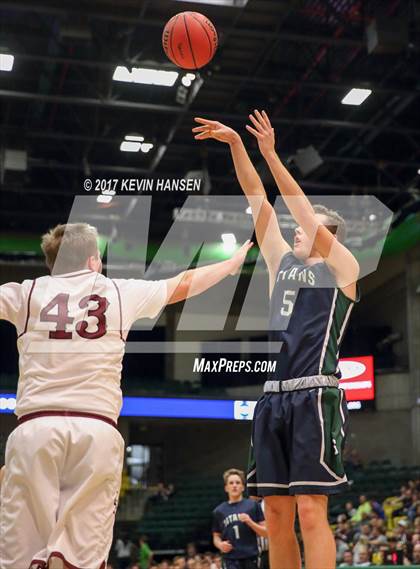Thumbnail 2 in Lone Peak vs. Syracuse (UHSAA 5A 1st Round Playoff) photogallery.