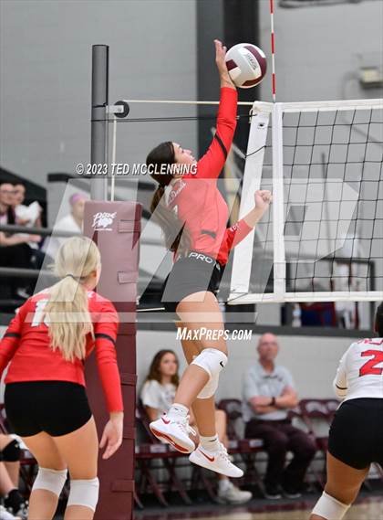 Thumbnail 2 in Atkins @ Perryville photogallery.