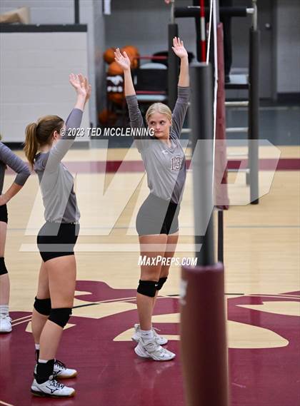 Thumbnail 3 in Atkins @ Perryville photogallery.
