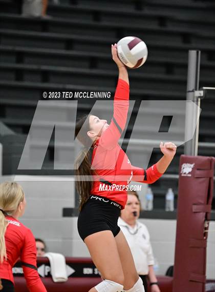 Thumbnail 2 in Atkins @ Perryville photogallery.