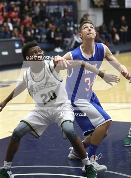 Thumbnail 3 in Tamalpais vs. Moreau Catholic (CIF NCS D2 Final) photogallery.