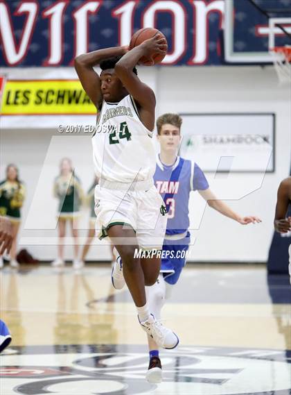 Thumbnail 2 in Tamalpais vs. Moreau Catholic (CIF NCS D2 Final) photogallery.
