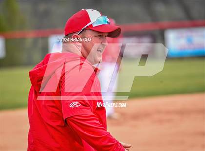 Thumbnail 2 in Flippin vs Green Forest (4th Annual Forrest Wood - Wood Bat Classic) photogallery.