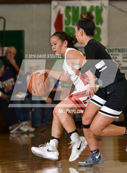 Thumbnail 3 in Lincoln vs. Fairmont Prep (St. Mary's Stockton MLK Showcase) photogallery.