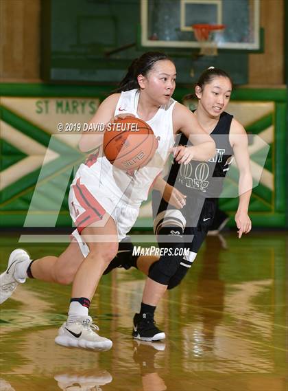 Thumbnail 1 in Lincoln vs. Fairmont Prep (St. Mary's Stockton MLK Showcase) photogallery.