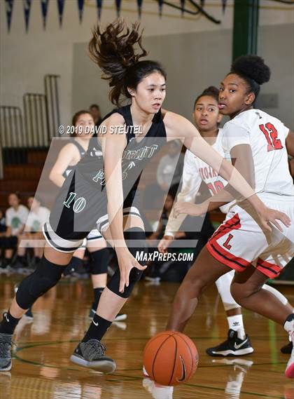 Thumbnail 2 in Lincoln vs. Fairmont Prep (St. Mary's Stockton MLK Showcase) photogallery.