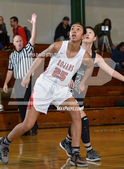Thumbnail 2 in Lincoln vs. Fairmont Prep (St. Mary's Stockton MLK Showcase) photogallery.