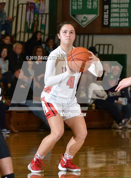 Thumbnail 3 in Lincoln vs. Fairmont Prep (St. Mary's Stockton MLK Showcase) photogallery.