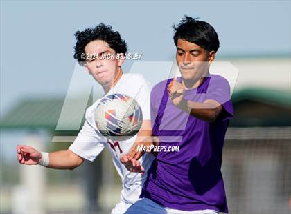 Thumbnail 3 in Shadow Ridge vs Mesa (Coyote Classic Tournament) photogallery.