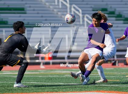 Thumbnail 3 in Shadow Ridge vs Mesa (Coyote Classic Tournament) photogallery.