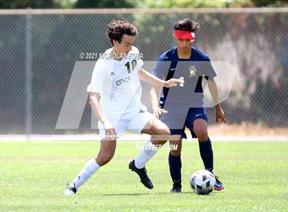 Thumbnail 3 in Mira Costa vs. Birmingham (CIF D1 Regional Finals) photogallery.