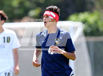 Thumbnail 2 in Mira Costa vs. Birmingham (CIF D1 Regional Finals) photogallery.