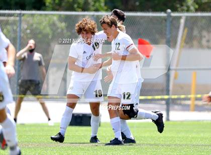 Thumbnail 2 in Mira Costa vs. Birmingham (CIF D1 Regional Finals) photogallery.