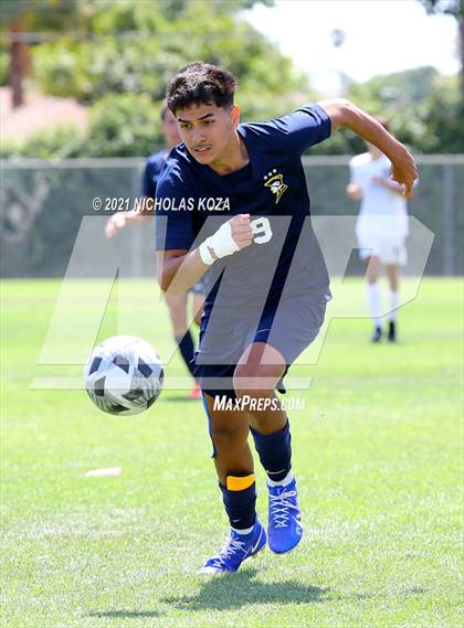 Thumbnail 1 in Mira Costa vs. Birmingham (CIF D1 Regional Finals) photogallery.