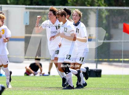 Thumbnail 2 in Mira Costa vs. Birmingham (CIF D1 Regional Finals) photogallery.