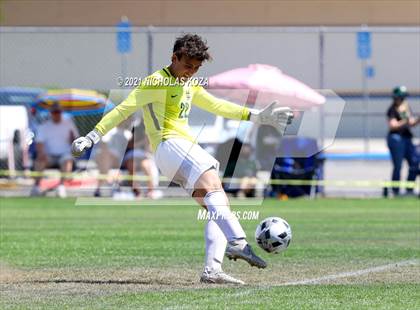 Thumbnail 3 in Mira Costa vs. Birmingham (CIF D1 Regional Finals) photogallery.