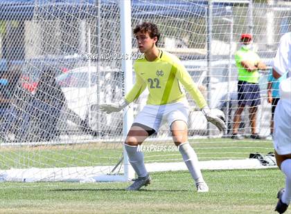 Thumbnail 3 in Mira Costa vs. Birmingham (CIF D1 Regional Finals) photogallery.