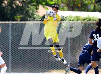 Thumbnail 3 in Mira Costa vs. Birmingham (CIF D1 Regional Finals) photogallery.