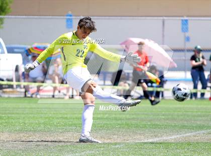 Thumbnail 2 in Mira Costa vs. Birmingham (CIF D1 Regional Finals) photogallery.