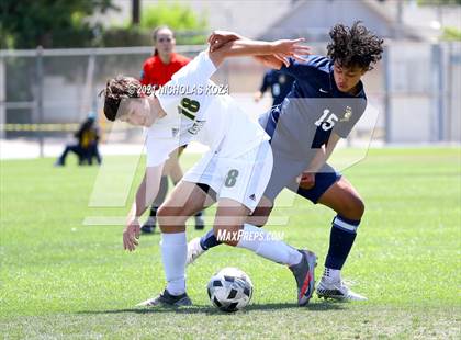 Thumbnail 2 in Mira Costa vs. Birmingham (CIF D1 Regional Finals) photogallery.