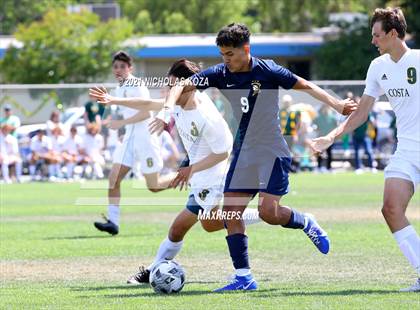 Thumbnail 1 in Mira Costa vs. Birmingham (CIF D1 Regional Finals) photogallery.