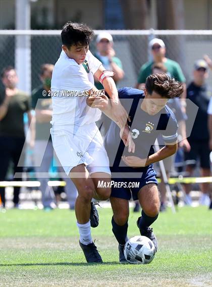Thumbnail 2 in Mira Costa vs. Birmingham (CIF D1 Regional Finals) photogallery.