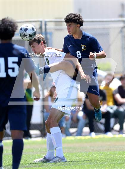 Thumbnail 2 in Mira Costa vs. Birmingham (CIF D1 Regional Finals) photogallery.