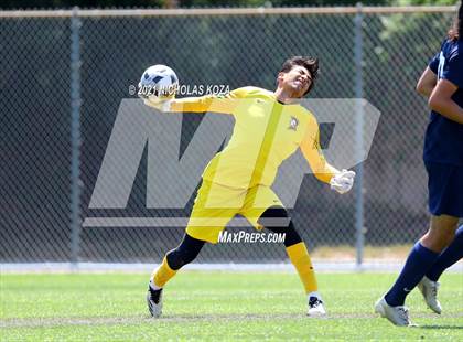 Thumbnail 3 in Mira Costa vs. Birmingham (CIF D1 Regional Finals) photogallery.