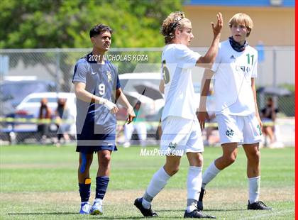 Thumbnail 3 in Mira Costa vs. Birmingham (CIF D1 Regional Finals) photogallery.