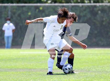 Thumbnail 2 in Mira Costa vs. Birmingham (CIF D1 Regional Finals) photogallery.