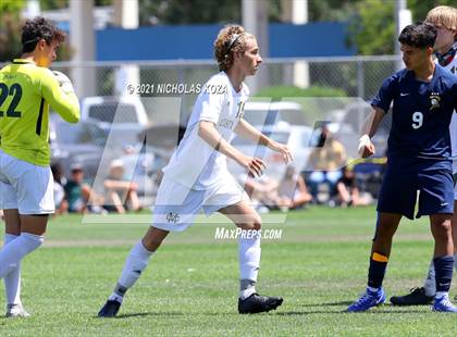 Thumbnail 2 in Mira Costa vs. Birmingham (CIF D1 Regional Finals) photogallery.