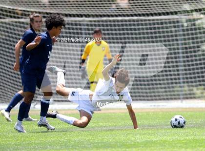 Thumbnail 3 in Mira Costa vs. Birmingham (CIF D1 Regional Finals) photogallery.