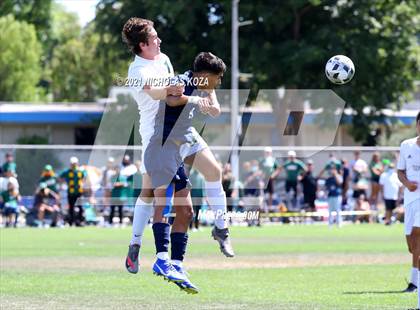 Thumbnail 3 in Mira Costa vs. Birmingham (CIF D1 Regional Finals) photogallery.