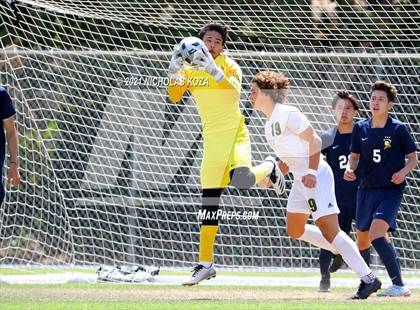 Thumbnail 3 in Mira Costa vs. Birmingham (CIF D1 Regional Finals) photogallery.