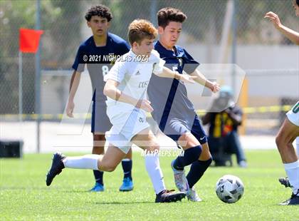 Thumbnail 2 in Mira Costa vs. Birmingham (CIF D1 Regional Finals) photogallery.