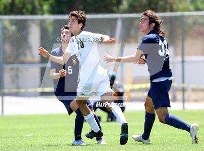 Thumbnail 2 in Mira Costa vs. Birmingham (CIF D1 Regional Finals) photogallery.