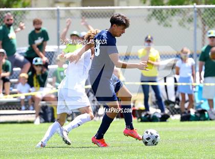 Thumbnail 2 in Mira Costa vs. Birmingham (CIF D1 Regional Finals) photogallery.