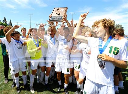 Thumbnail 2 in Mira Costa vs. Birmingham (CIF D1 Regional Finals) photogallery.